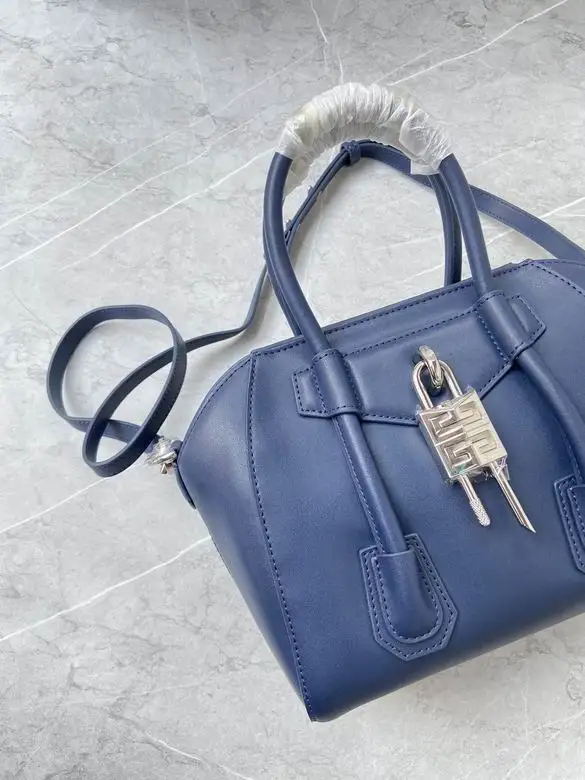 BB50J0B00D-204 23X27X13cm YT (9)